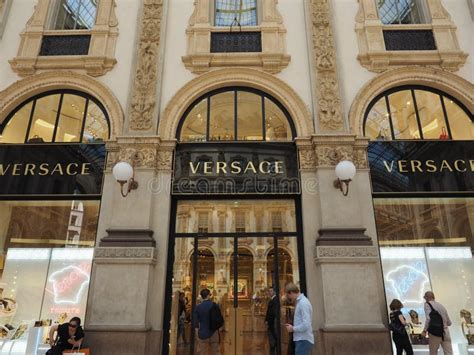 versace milano via matteotti|versace stores in milan.